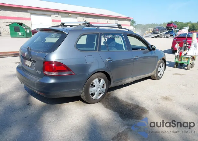 3VWKX8AJ3AM626468: 42958384