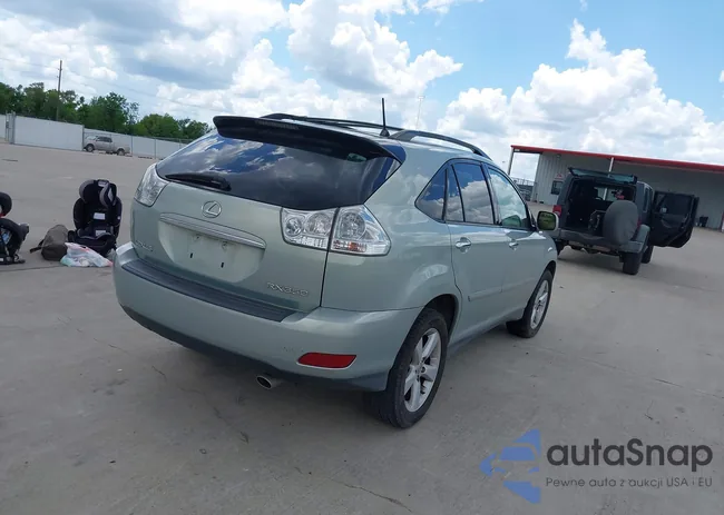 2T2GK31U98C055636: 42958436