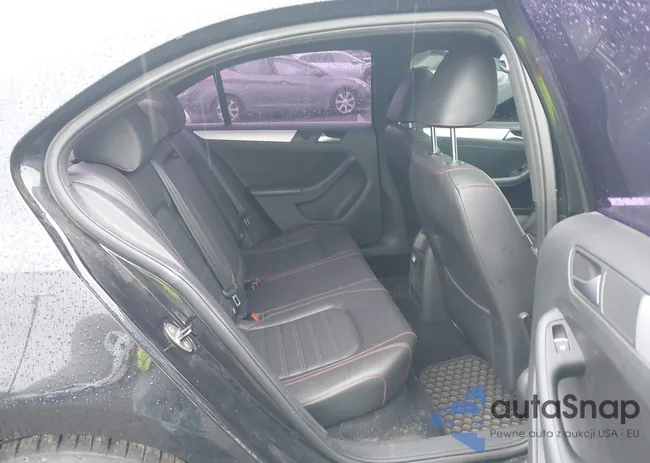 3VW4A7AJ1DM389276: 42958446