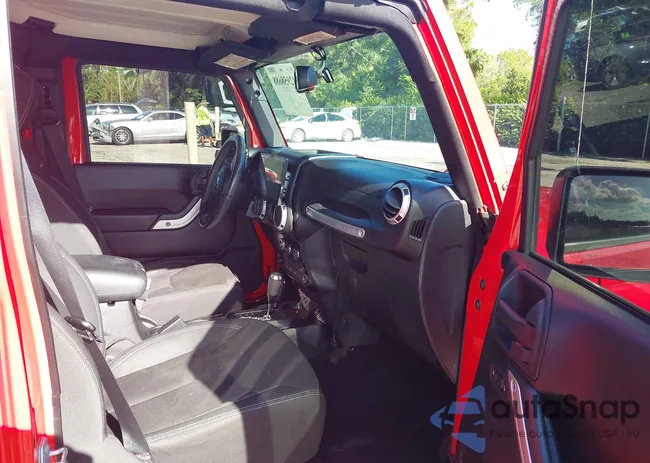 1C4BJWEG5GL278674: 42958688