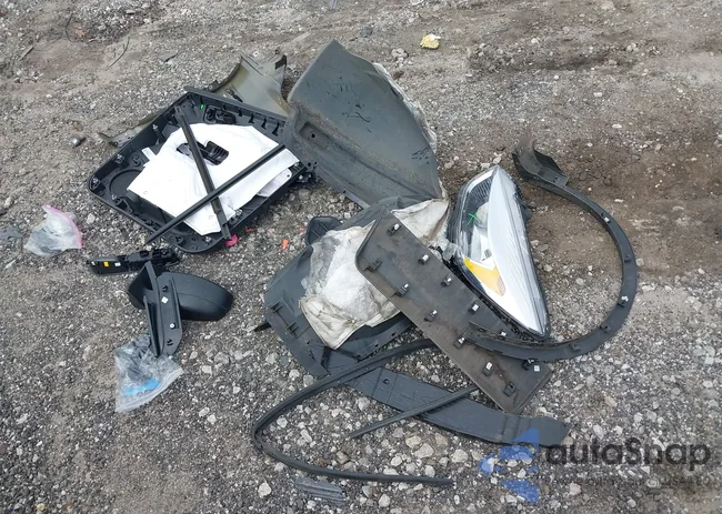 1FMCU0F76HUC13153: 42958838