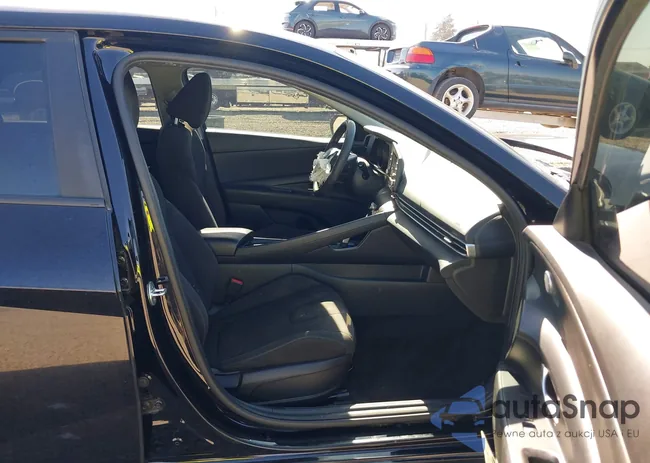 KMHLM4AJ8NU030441: 42958853