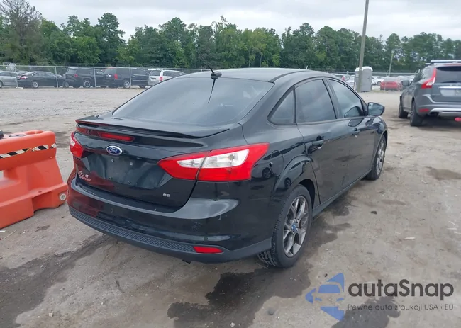 1FADP3F26DL120371: 42958935