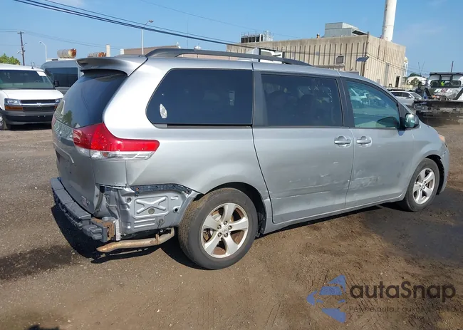 5TDKK3DC6BS072605: 42958000