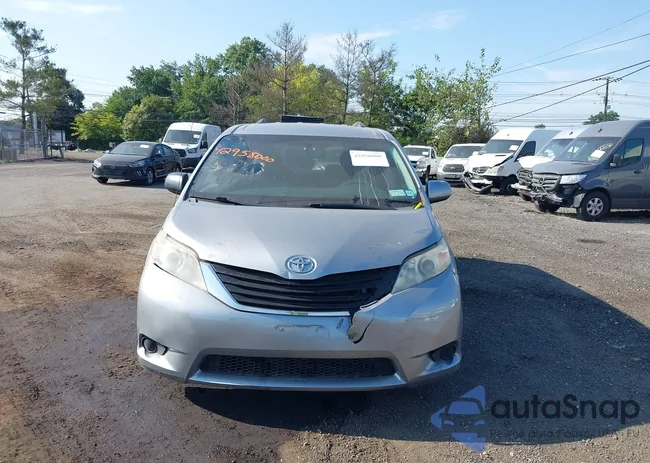 5TDKK3DC6BS072605: 42958000