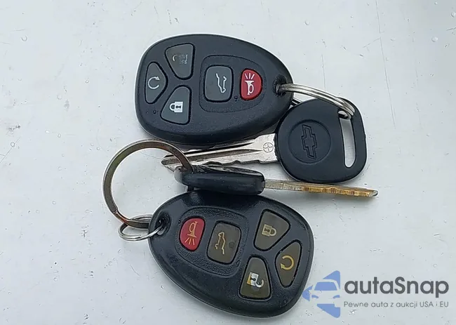 1GNKRLED3CJ175800: 42958004