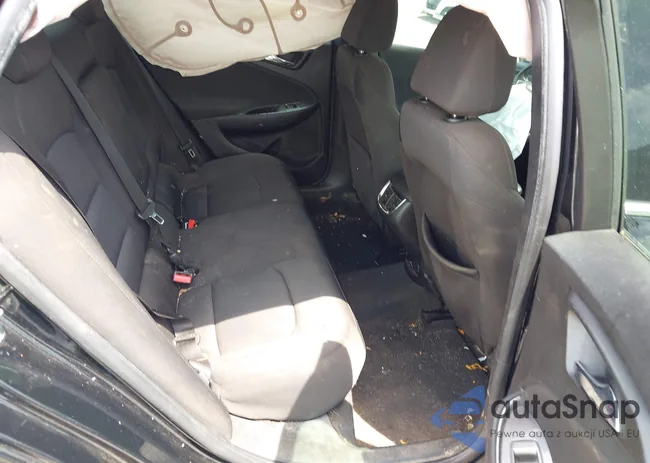 1G1ZD5ST4JF174175: 42958013