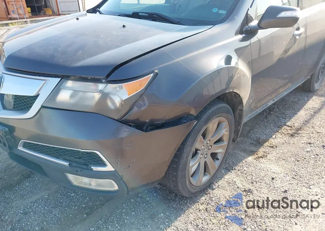 2HNYD2H52BH509678: 42958055