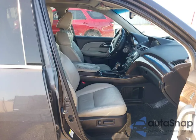 2HNYD2H52BH509678: 42958055