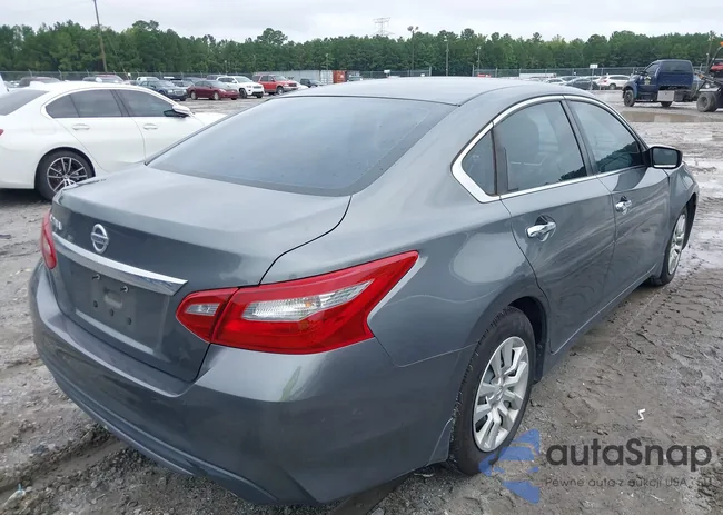 1N4AL3AP0JC104745: 42958084