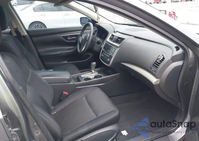 1N4AL3AP0JC104745: 42958084