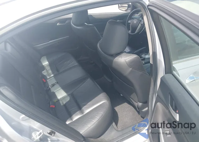 1HGCP36889A005723: 42959393