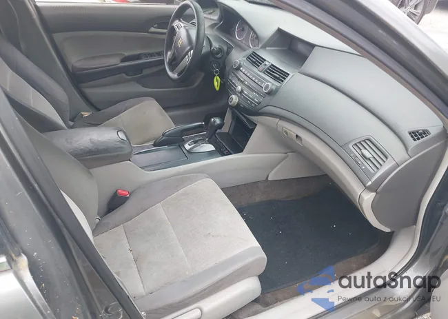 1HGCP26398A155689: 42959527