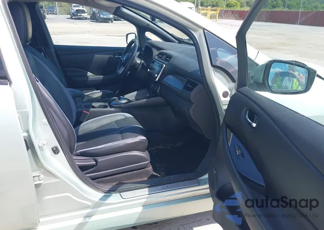 1N4AZ1CP2JC307846: 42959554