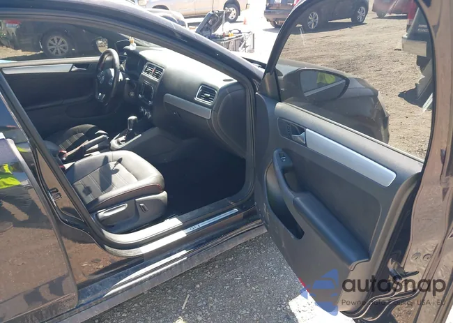 3VW4S7AJ2DM438160: 42959627