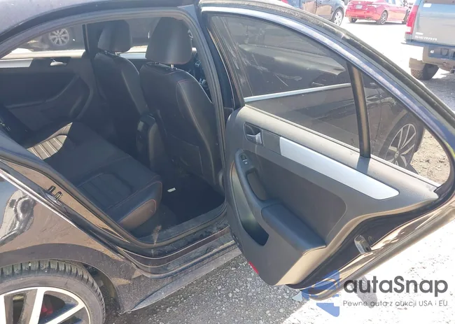 3VW4S7AJ2DM438160: 42959627