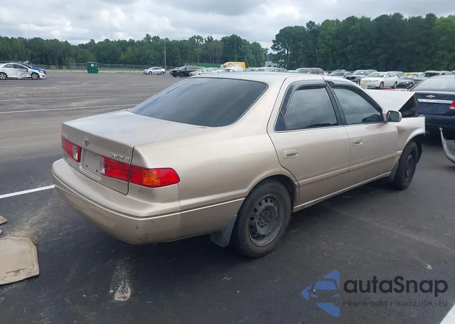 4T1BG22K21U828555: 42959778