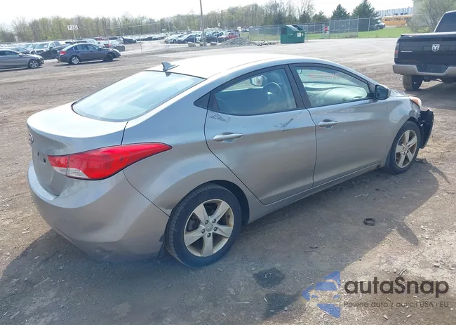 KMHDH4AEXDU935886: 42959001