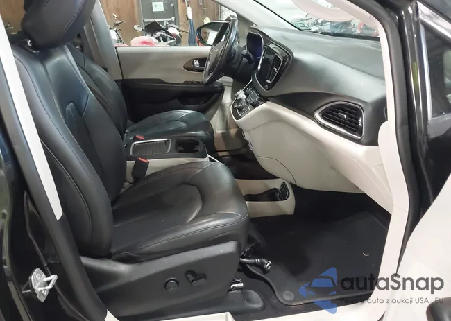 2C4RC1EG6HR519291: 42959097