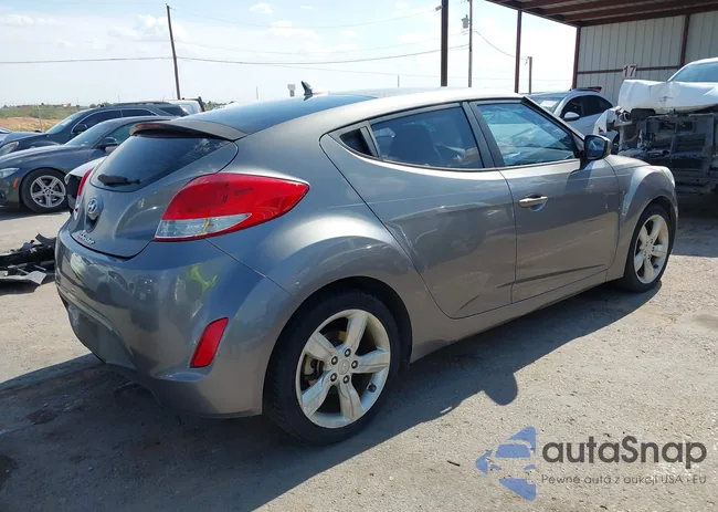 KMHTC6AD4FU240089: 42960490