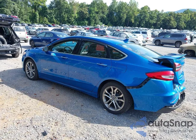 3FA6P0RUXKR120747: 42960501