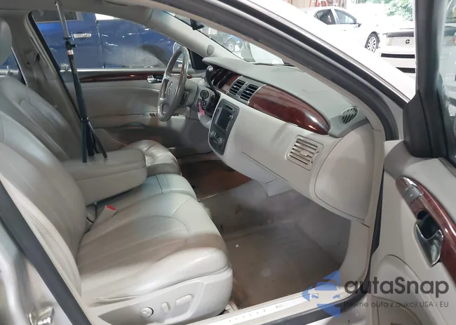 1G4HE5E19AU112000: 42960771