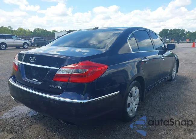 KMHGC4DD2DU224729: 42960841