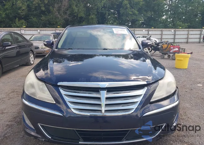 KMHGC4DD2DU224729: 42960841