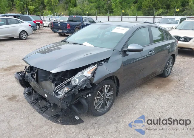 3KPF24AD0PE643074: 42960877