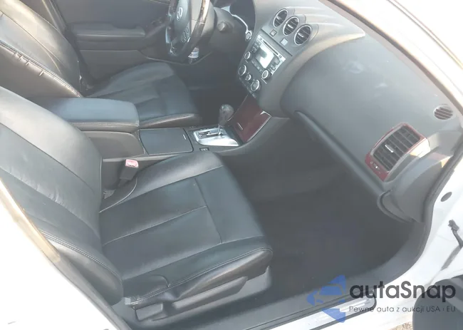 1N4AL2AP7BN482092: 42960102