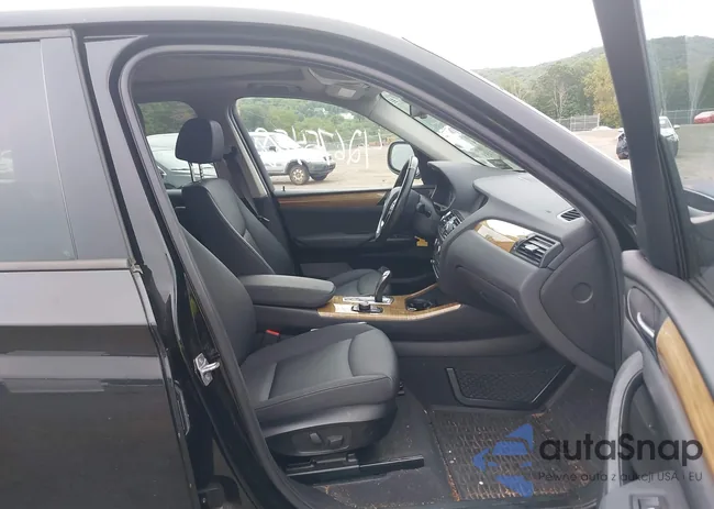 5UXWX7C59E0E80196: 42960118