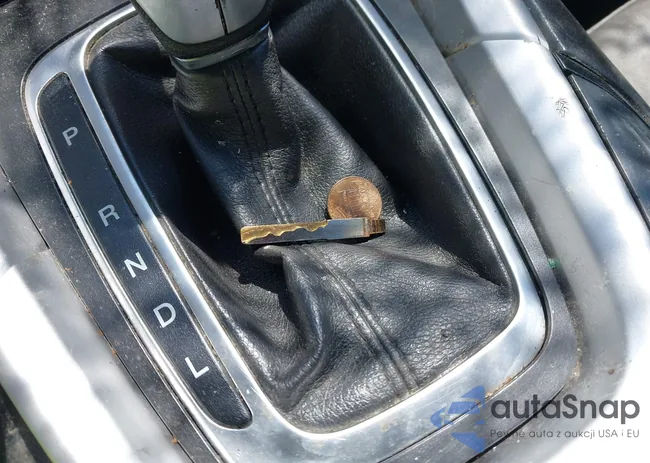 3FA6P0UUXER123787: 42961475