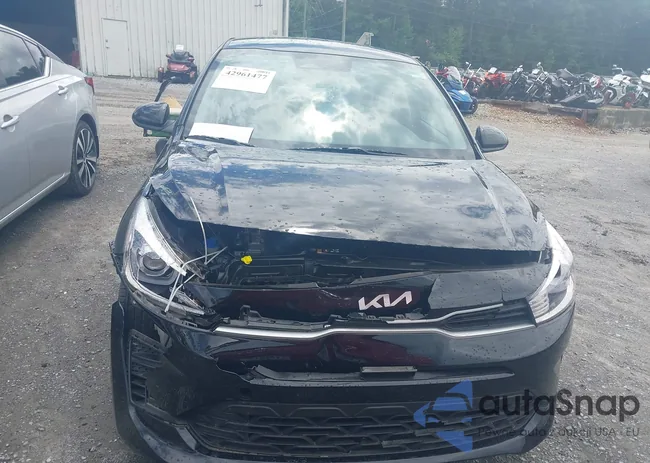 3KPA24AD9PE612660: 42961477