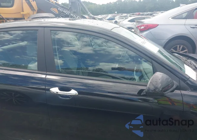 3KPA24AD9PE612660: 42961477