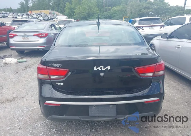 3KPA24AD9PE612660: 42961477