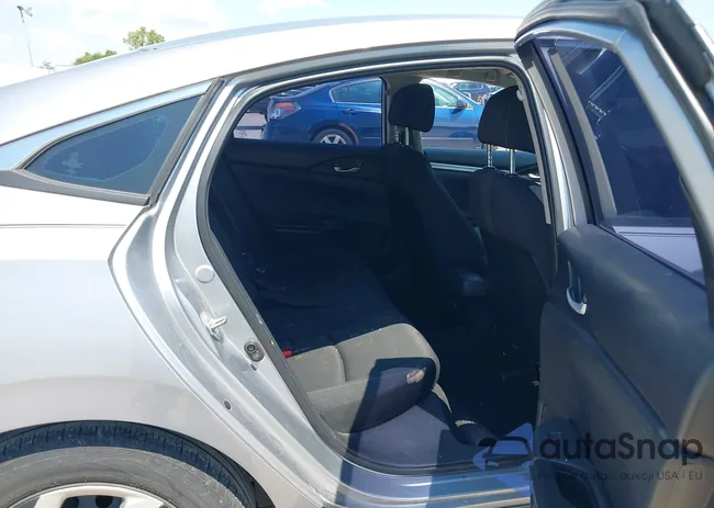 2HGFC2F52JH527228: 42961640