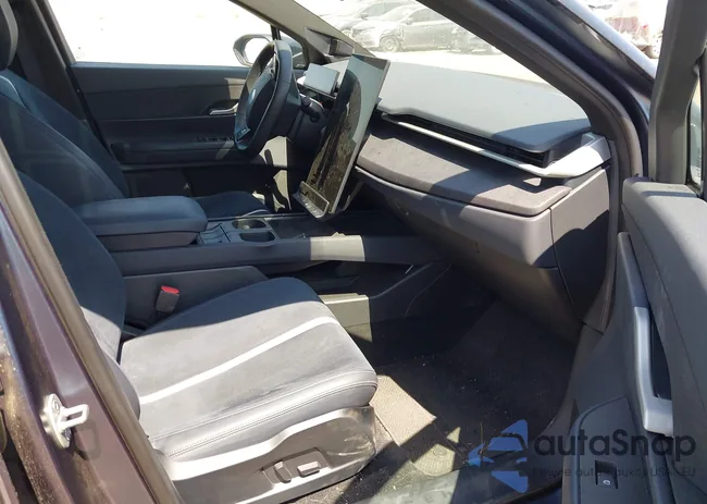 VCF1ZBU22PG003050: 42961725