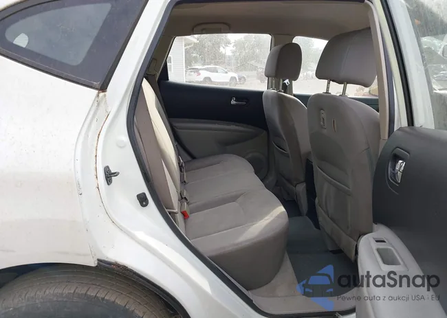 JN8AS5MT4FW654543: 42961801