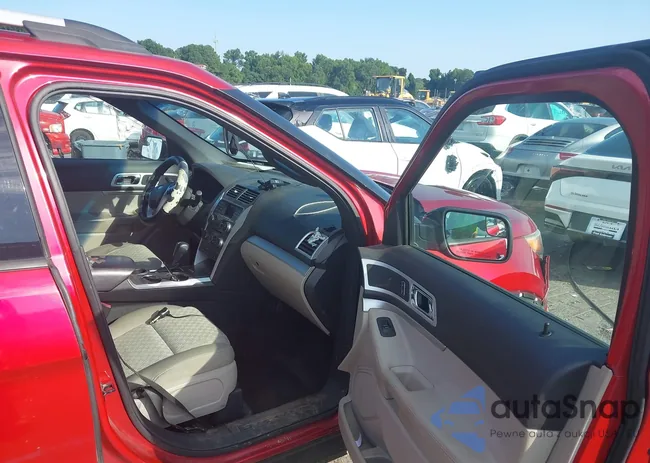 1FMHK7D84CGA50591: 42961067