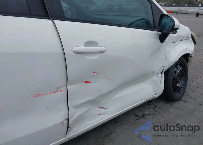 KNADM4A31E6375306: 42962385