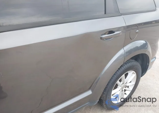 3C4PDCBG8HT571636: 42962493