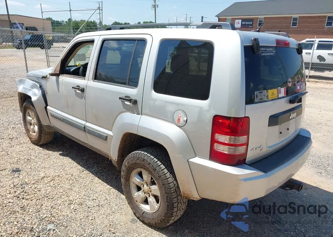 1J8GN28K49W536468: 42962656