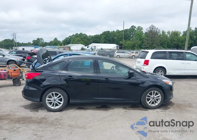 1FADP3F28JL209600: 42962883