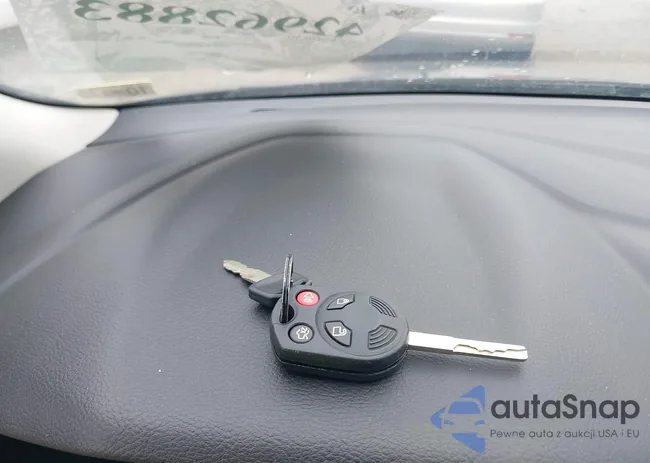 1FADP3F28JL209600: 42962883