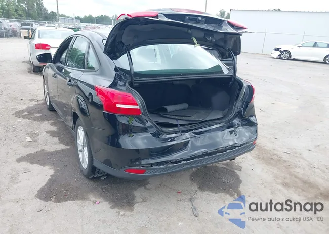 1FADP3F28JL209600: 42962883