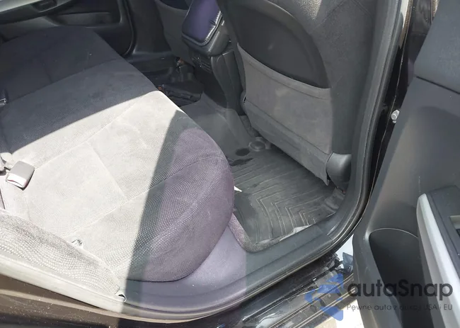 1HGCP2F73AA072171: 42962239