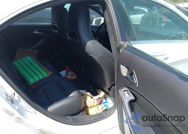 WDDSJ4GB8JN636678: 42962341