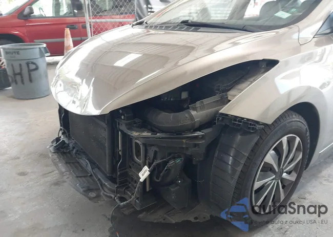 5NPDH4AE2GH781967: 42962352