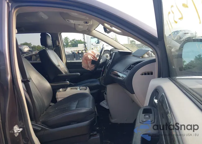 2C4RC1BG1GR120694: 42962371