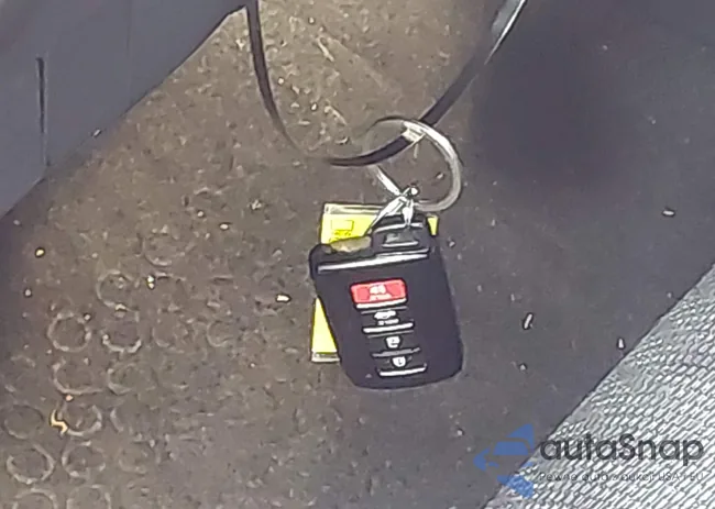 2T1BURHE3HC779039: 42963663